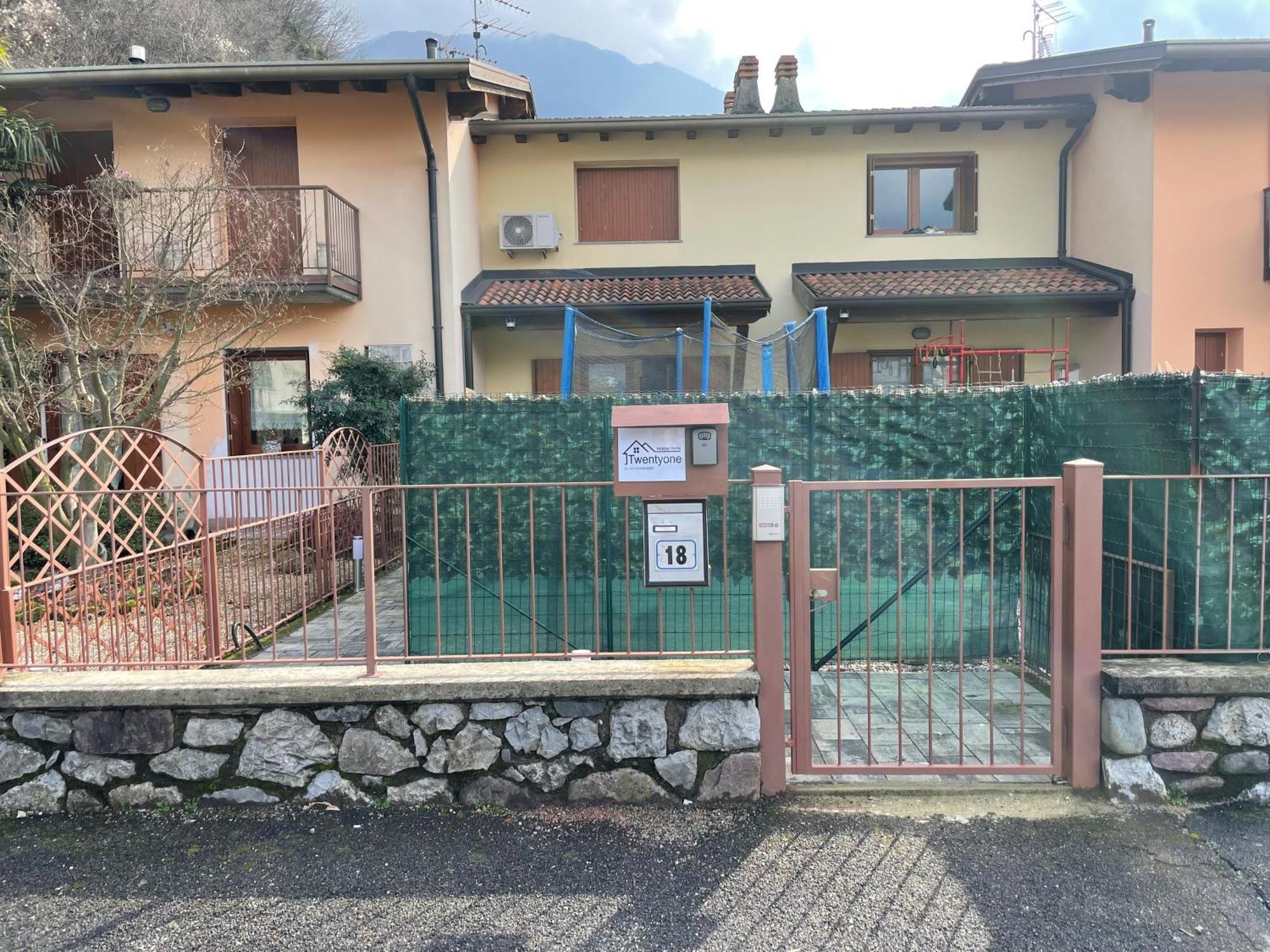 Twentyone Holiday Home Pisogne Extérieur photo
